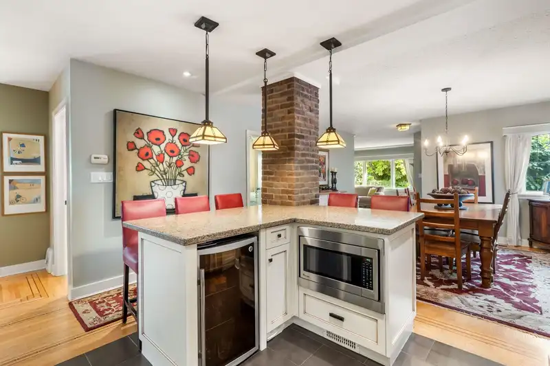 2857 W 35TH AVENUE - photo 2 of 40