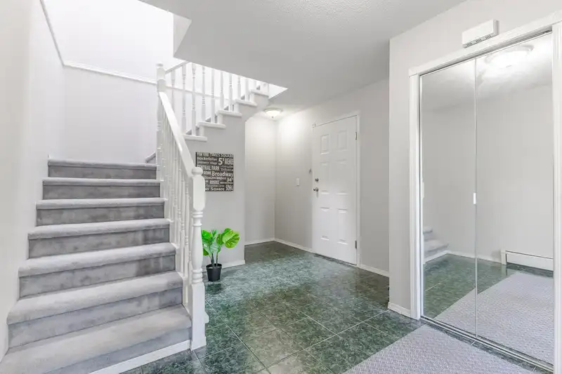 620 THIRTEENTH STREET - photo 3 of 32