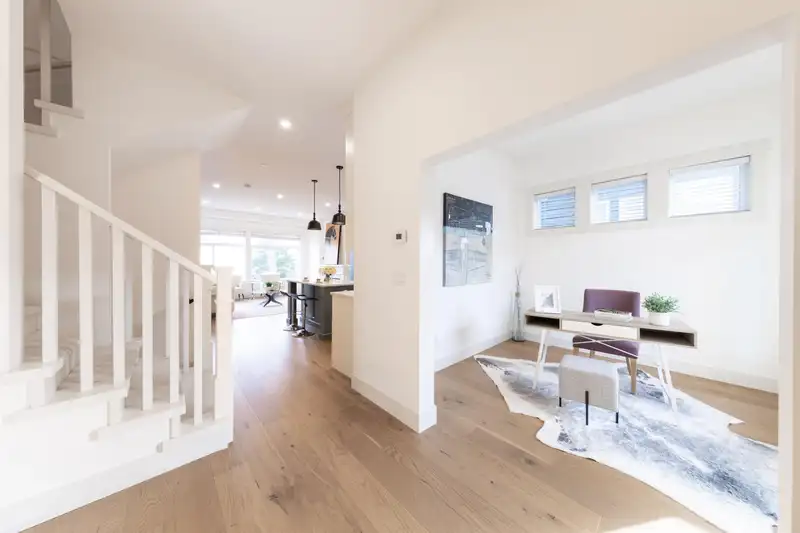 19785 75A AVENUE - photo 3 of 40