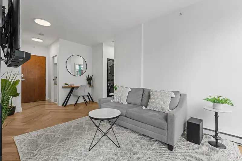 603 1238 BURRARD STREET - photo 1 of 28
