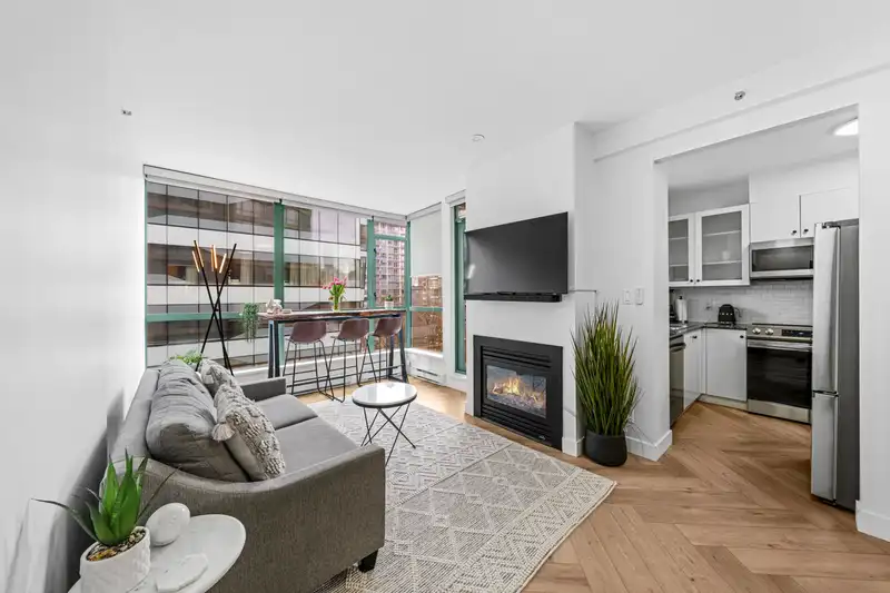 603 1238 BURRARD STREET - photo 2 of 28