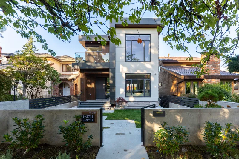 3711 W 24TH AVENUE - photo 2 of 25