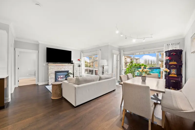 419 20728 WILLOUGHBY TOWN CENTRE DRIVE - photo 4 of 25