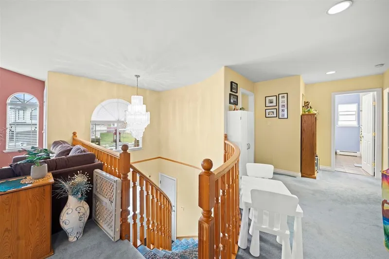 31533 HOMESTEAD CRESCENT - photo 3 of 25