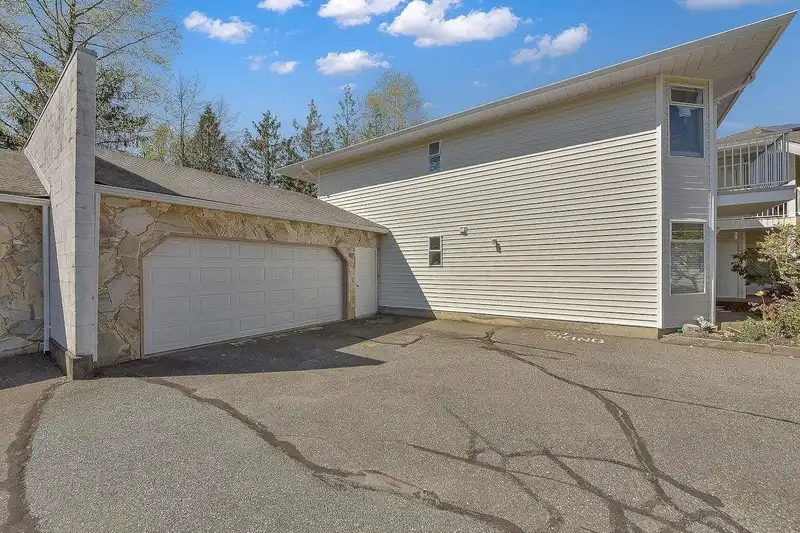 204 7156 121 STREET - photo 2 of 40