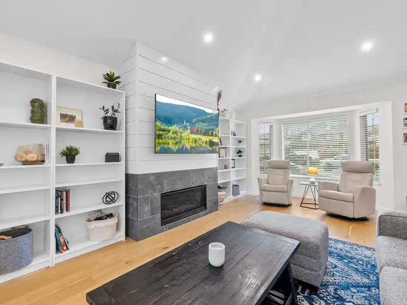 8609 215 STREET - photo 2 of 33