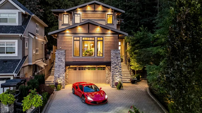 35797 LEDGEVIEW DRIVE - photo 2 of 25