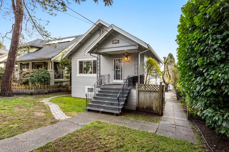 1408 EDINBURGH STREET - photo 1 of 25