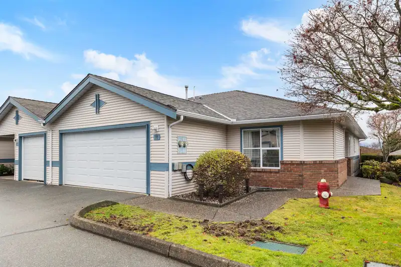 10 8889 212 STREET - photo 4 of 40