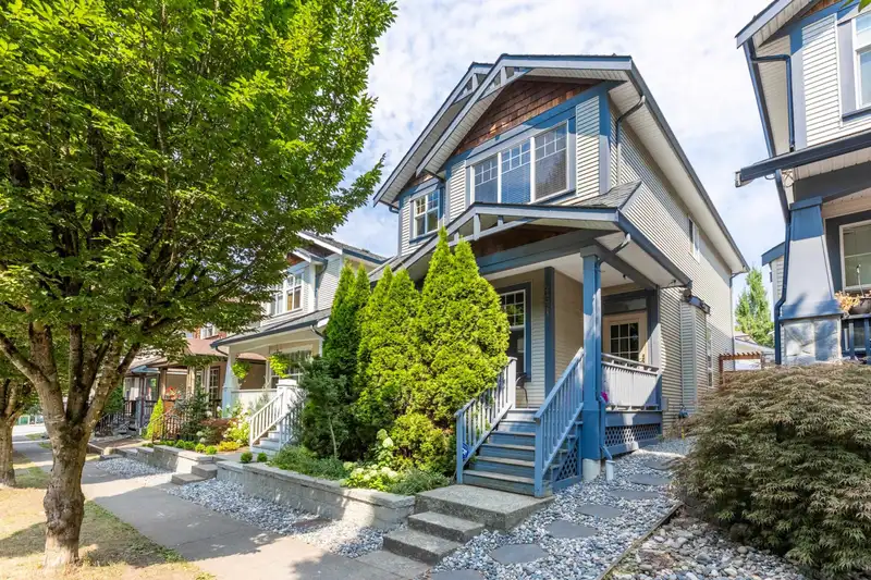 24321 102A AVENUE - photo 1 of 32