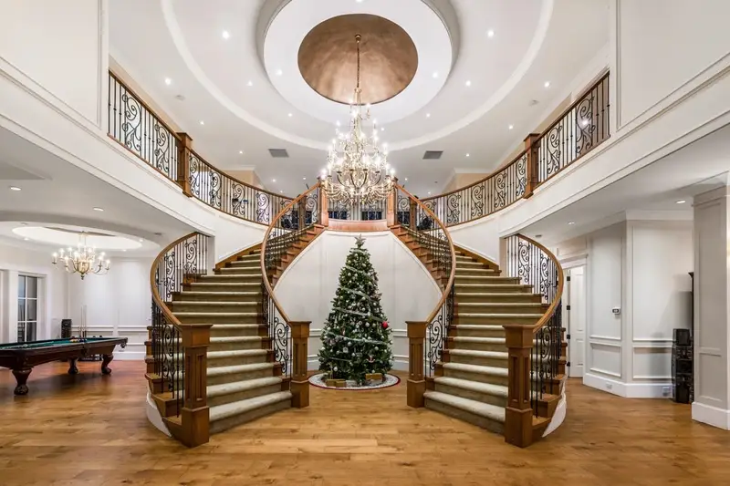 2923 WOODCREST PLACE - photo 2 of 25