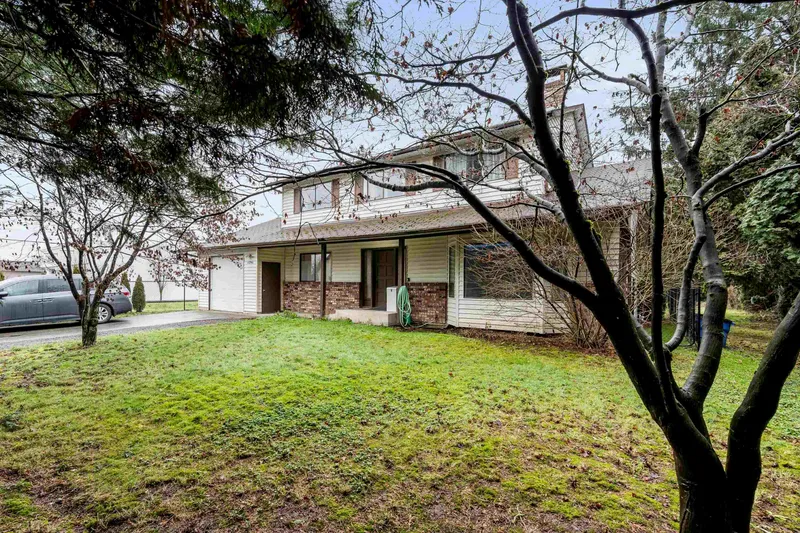 6396 SUMAS PRAIRIE ROAD - photo 1 of 25