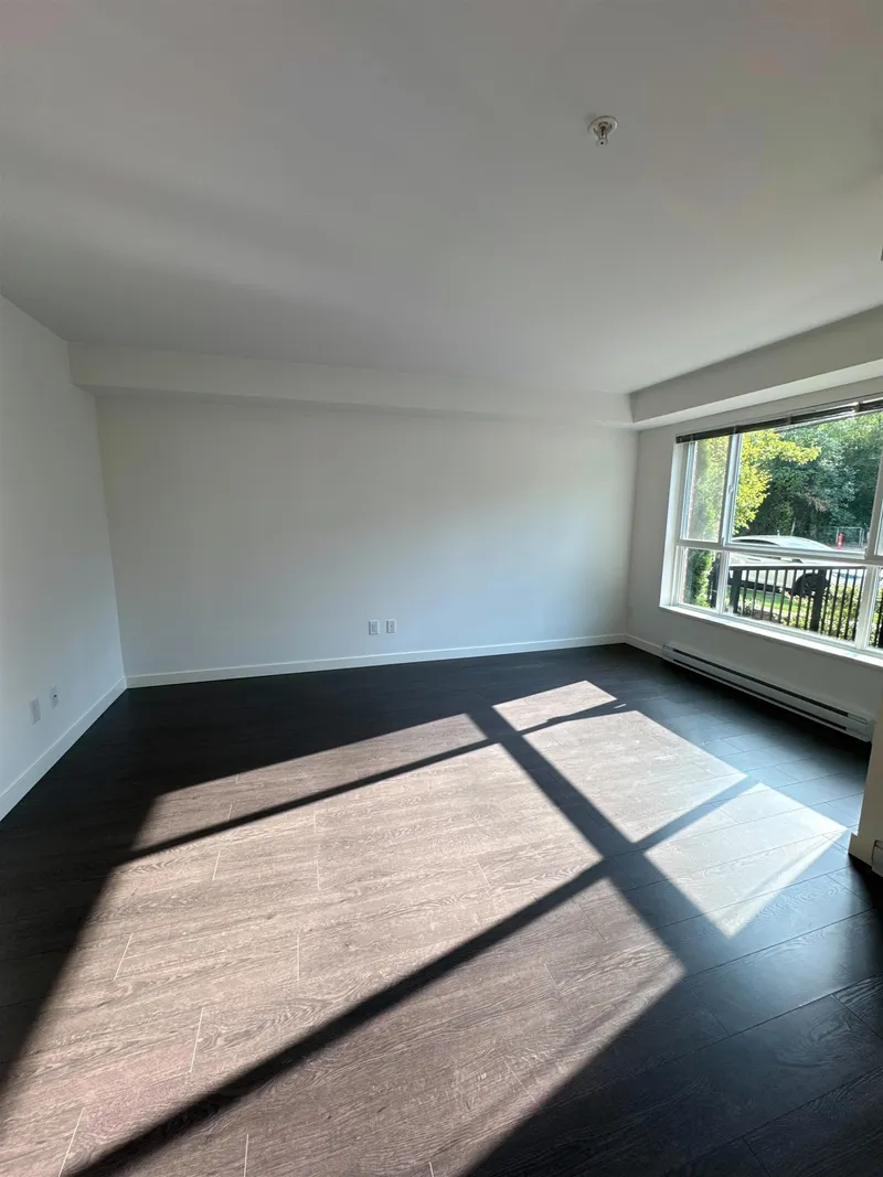 103 10688 140 STREET - photo 3 of 17