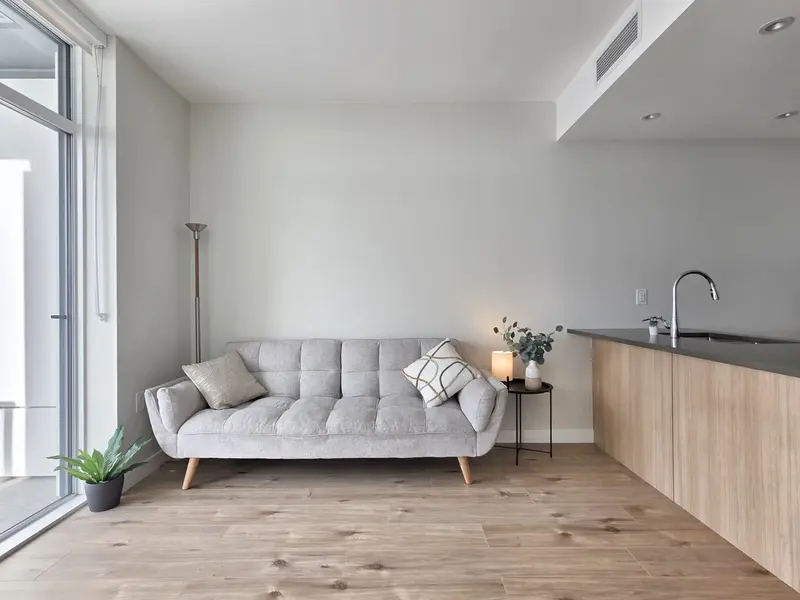 1503 3430 S E KENT AVENUE - photo 3 of 17