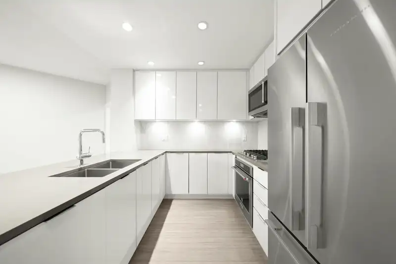 301 2632 LIBRARY LANE - photo 2 of 16