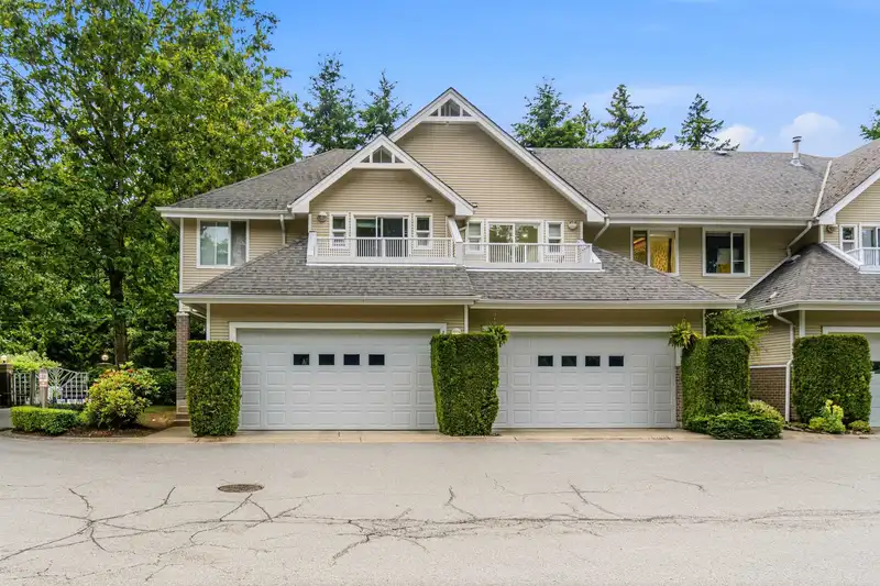 2 13918 58 AVENUE - photo 1 of 38