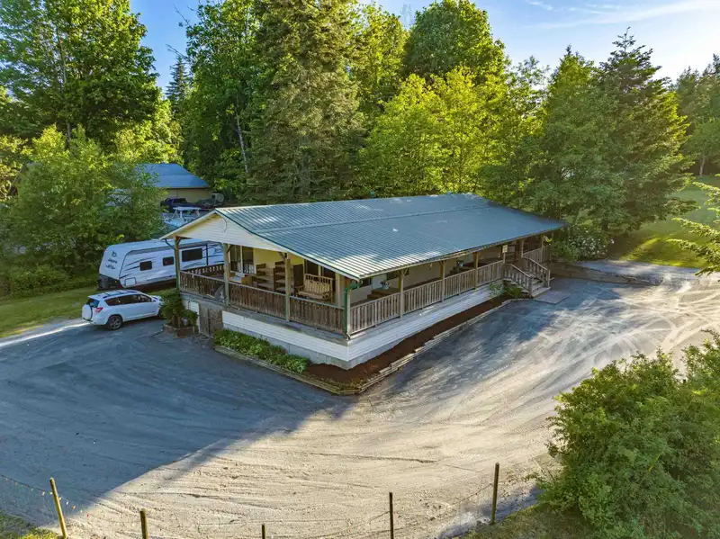 47400 EXTROM ROAD - photo 2 of 38
