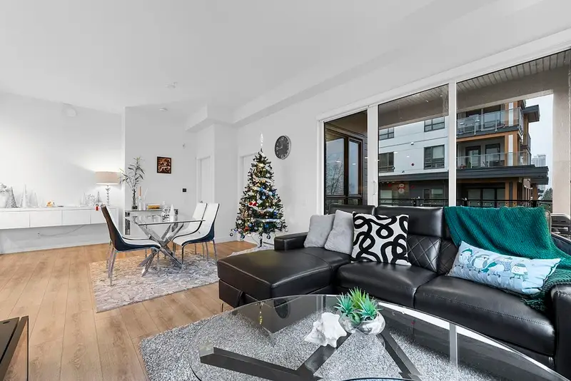 411 735 ANSKAR COURT - photo 4 of 25