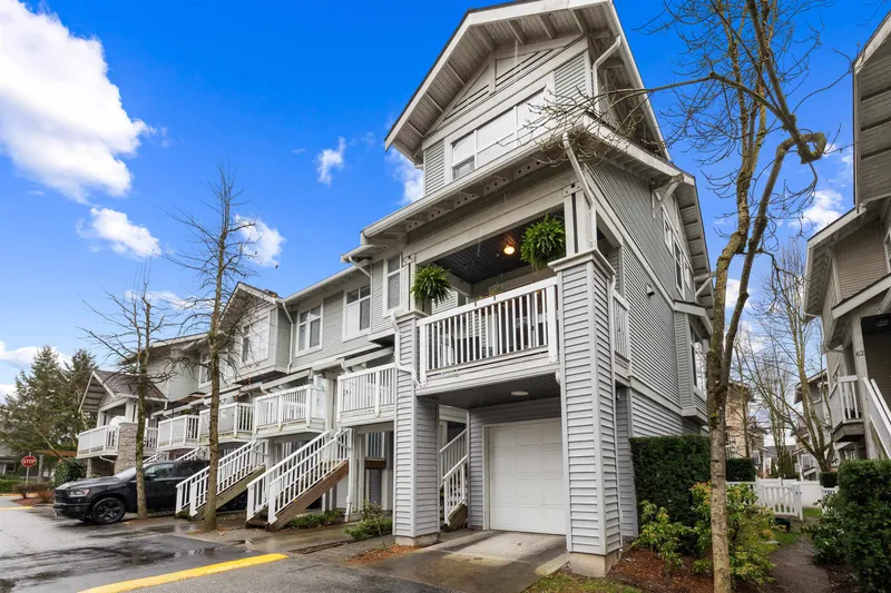 61 7179 201 STREET - photo 3 of 25