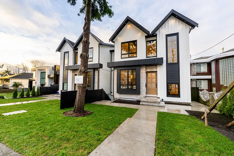 2 8667 ARMSTRONG AVENUE - photo 1 of 25