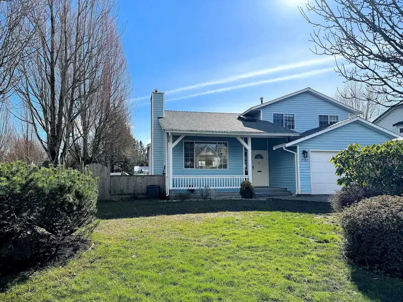 17192 63 AVENUE - photo 1 of 24