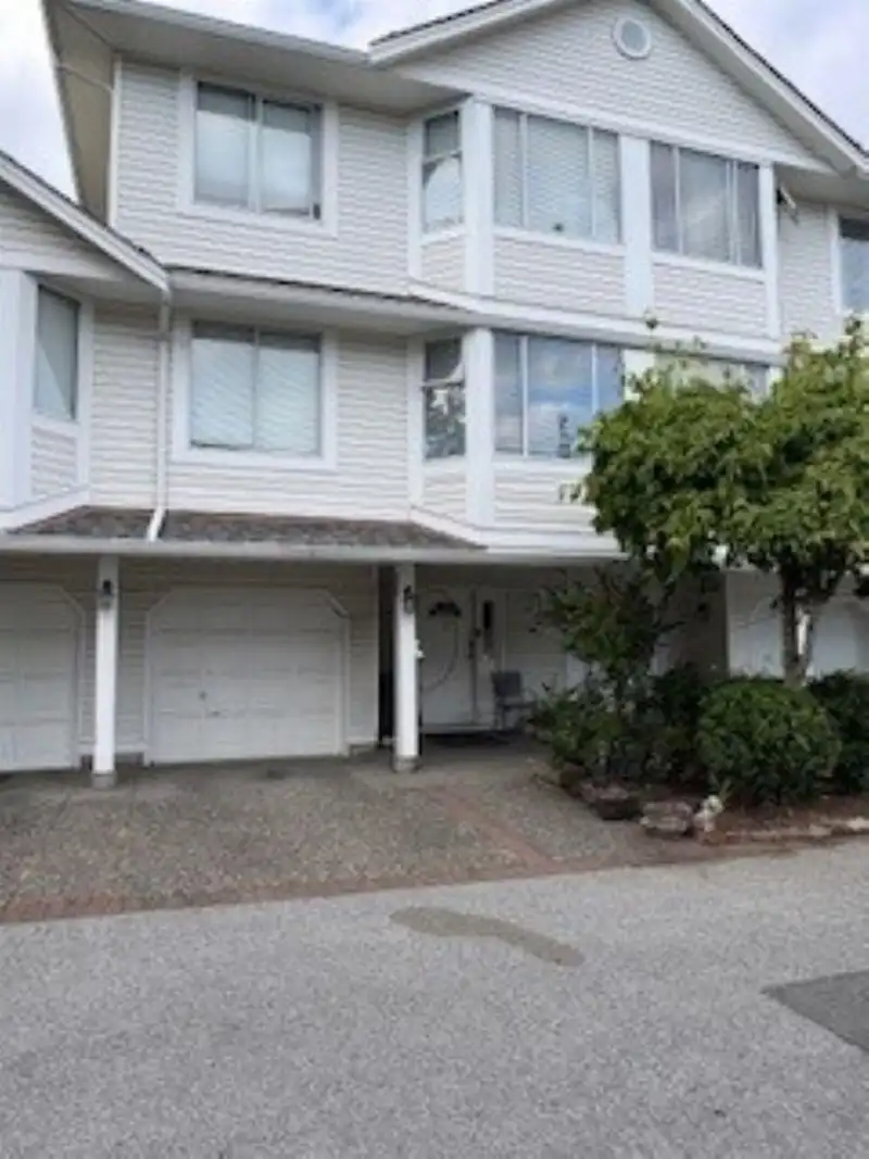 97 7955 122 STREET - photo 1 of 1