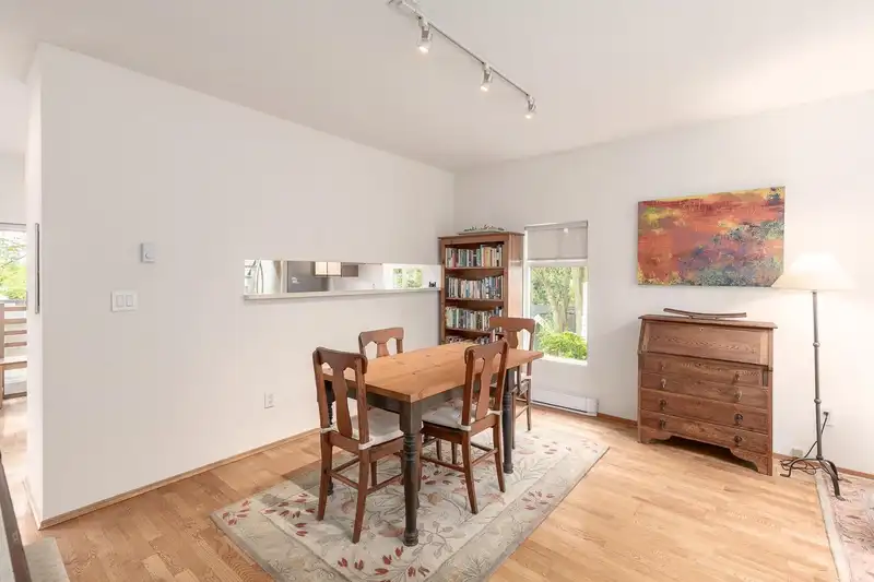 2546 W 2ND AVENUE - photo 4 of 21