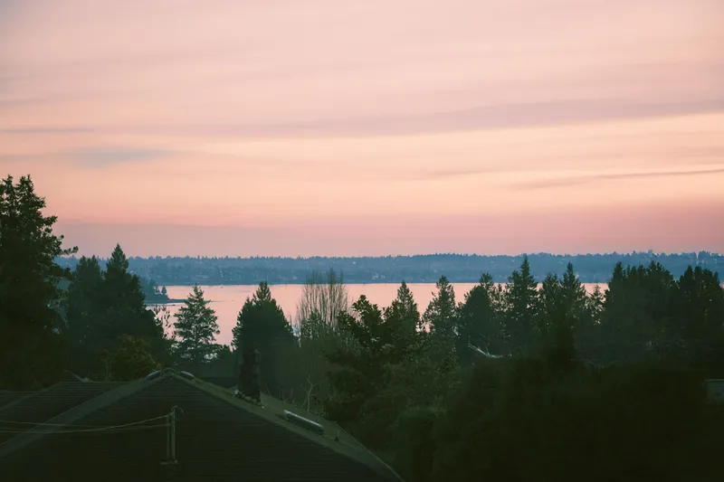 1555 LAWSON AVENUE - photo 3 of 25