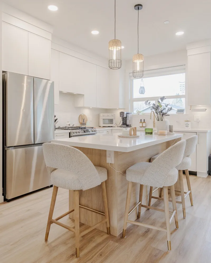 25097 112 AVENUE - photo 3 of 25