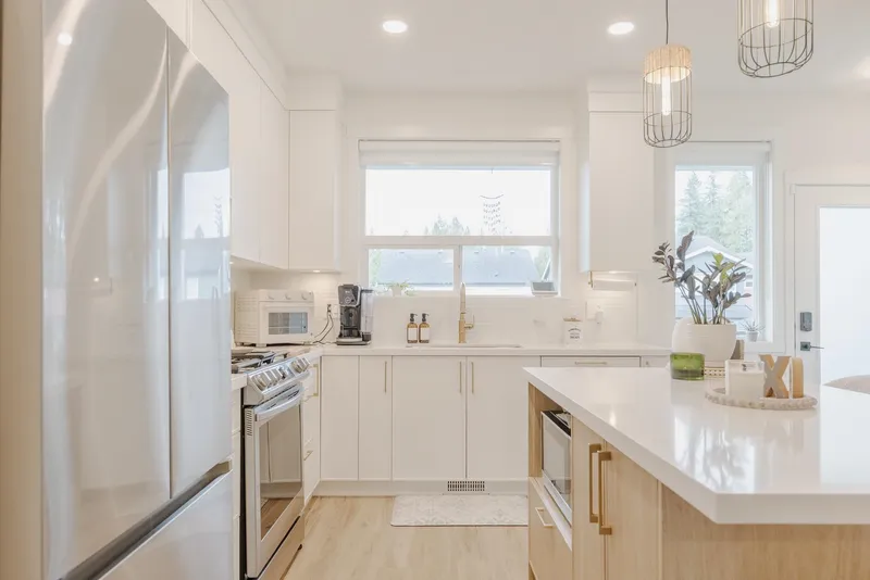 25097 112 AVENUE - photo 4 of 25