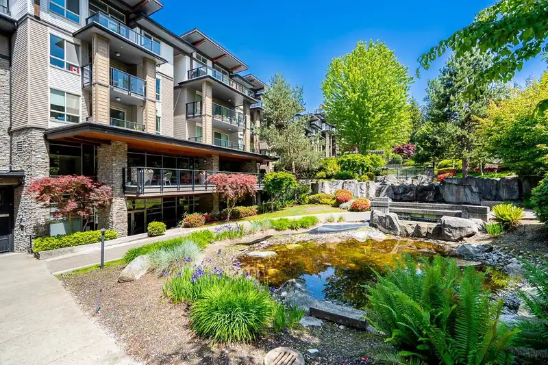 602 7478 BYRNEPARK WALK - photo 1 of 40