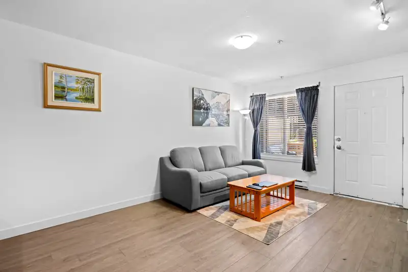 110 13958 108 AVENUE - photo 2 of 29