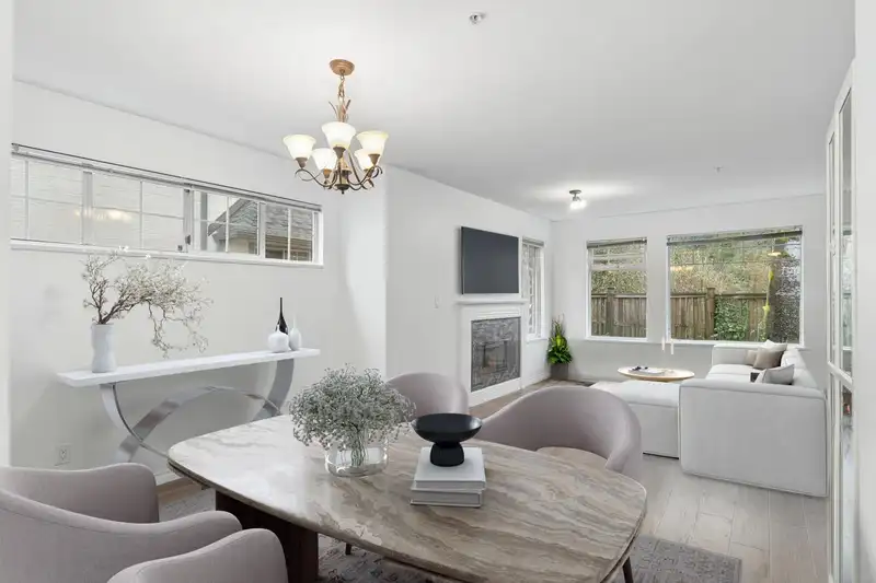42 6511 CHAMBORD PLACE - photo 3 of 34