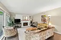 1063 HERITAGE BOULEVARD - thumbnail 2