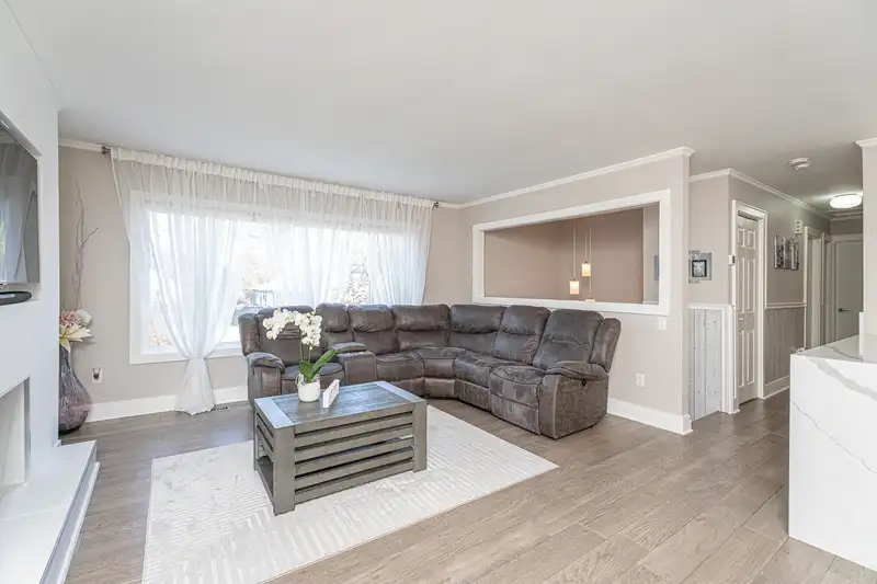 26472 29 AVENUE - photo 4 of 39