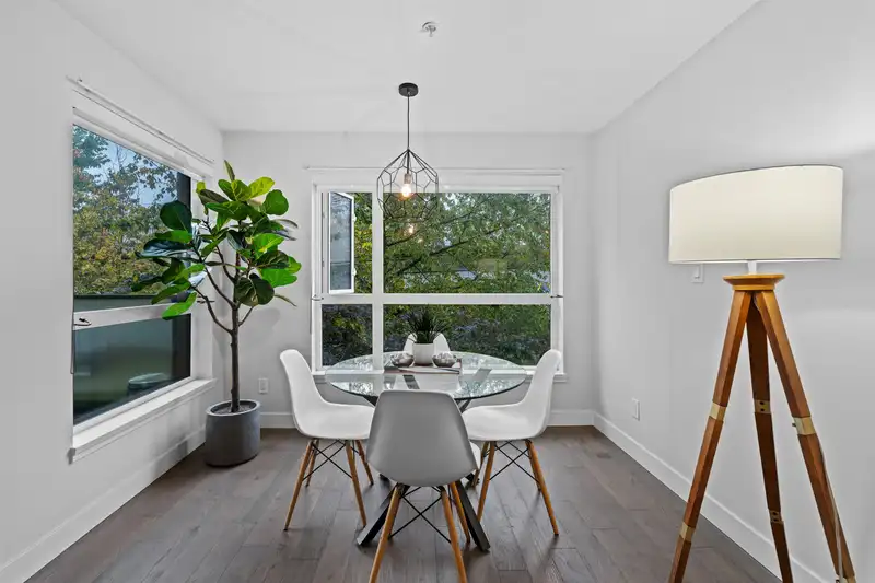 208 3456 COMMERCIAL STREET - photo 4 of 18