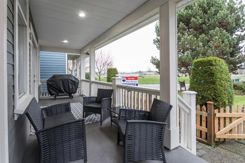 6 13160 PRINCESS STREET - photo 3 of 25