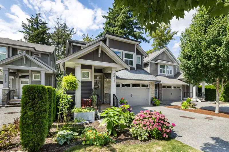 2675 275A STREET - photo 2 of 40