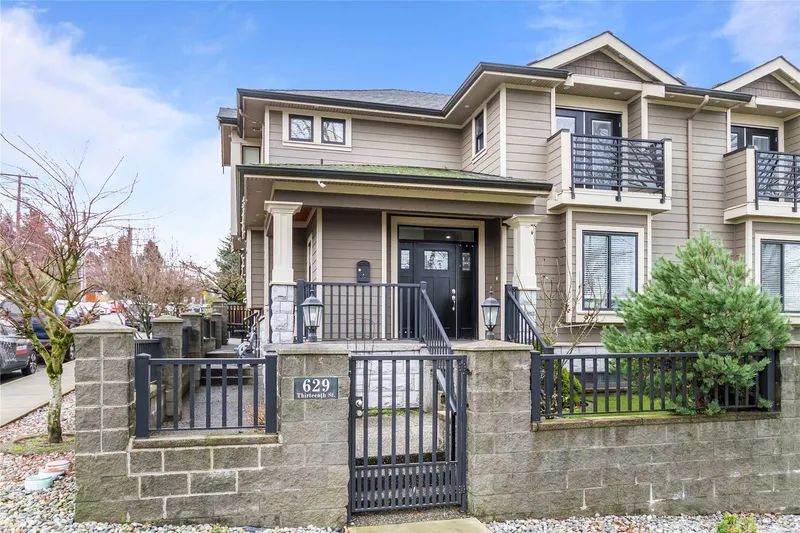 629 THIRTEENTH STREET - photo 2 of 25