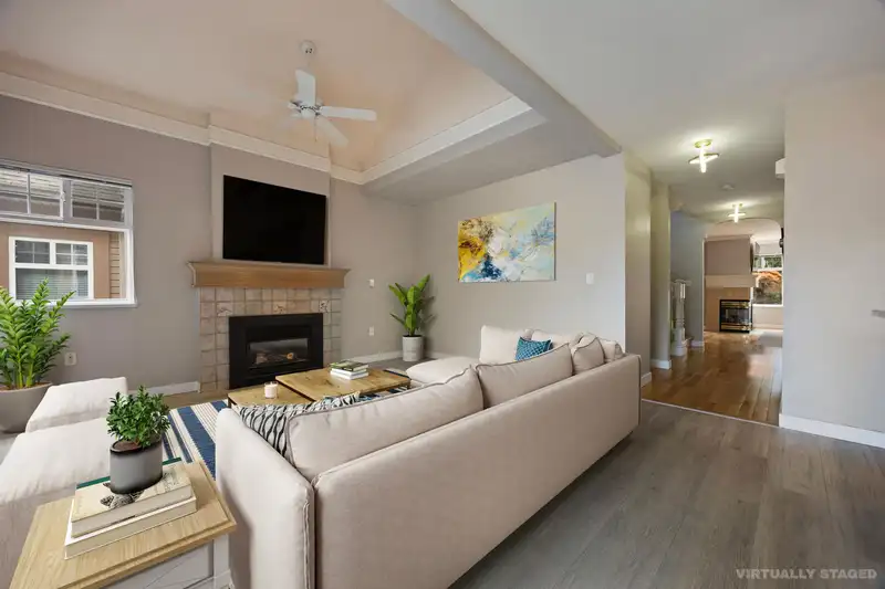 7 5201 OAKMOUNT CRESCENT - photo 3 of 40
