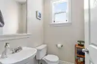 6533 193B STREET - thumbnail 9