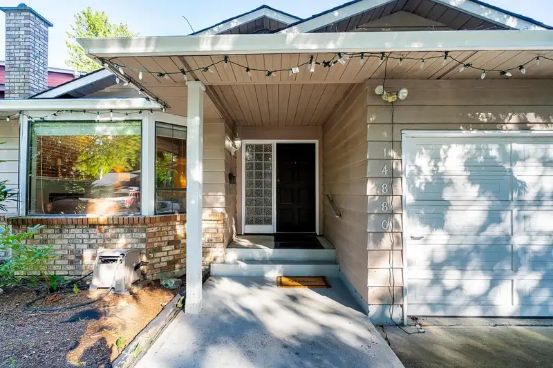 14880 17 AVENUE - photo 1 of 40