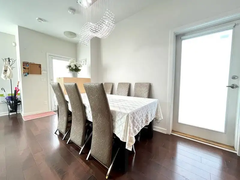 8418 GLADSTONE STREET - photo 4 of 17
