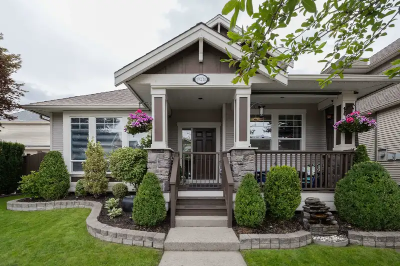 19231 69 AVENUE - photo 1 of 40