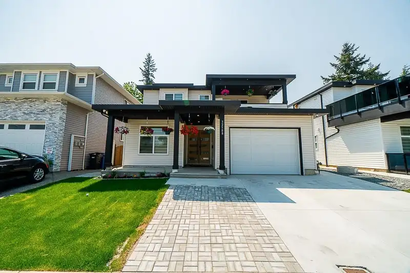 32588 PEARDONVILLE ROAD - photo 2 of 29