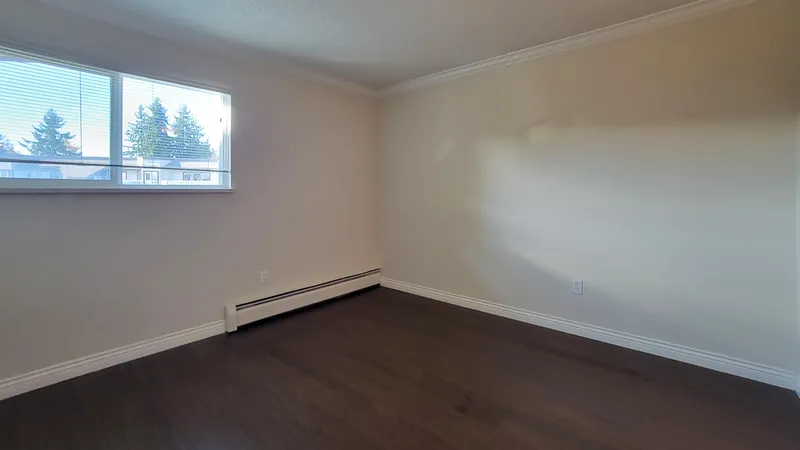 321 1850 E SOUTHMERE CRESCENT - photo 4 of 15