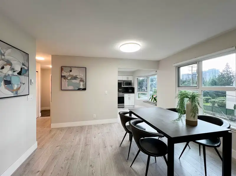 201 501 COCHRANE AVENUE - photo 3 of 33