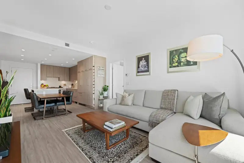 305 747 E 3RD STREET - photo 1 of 39