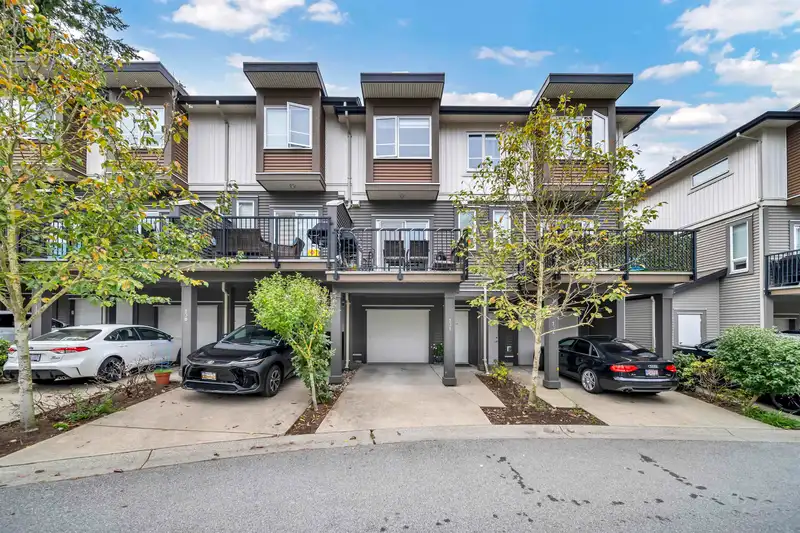 131 5888 144 STREET - photo 1 of 23