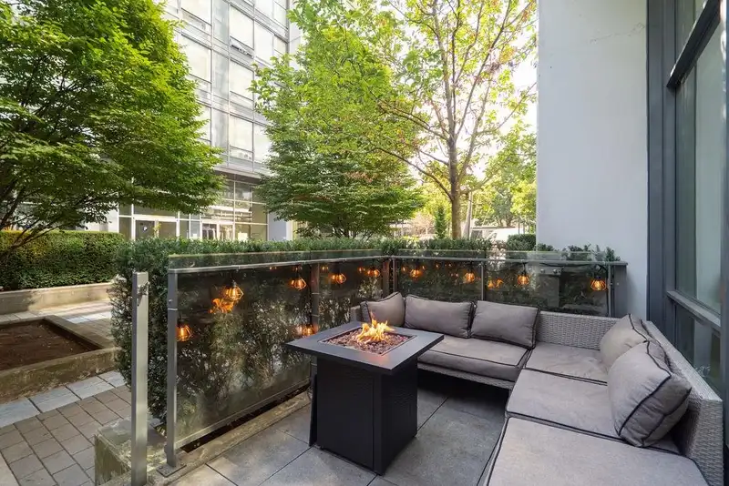 155 W 2ND AVENUE - photo 3 of 40